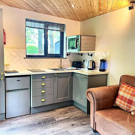 Arc Pod-Hottub-Huntersmoon-Warminster-Bath Apartment Exterior photo