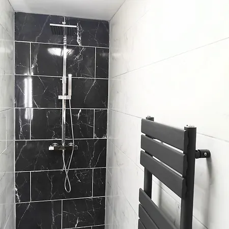 Arc Pod-Hottub-Huntersmoon-Warminster-Bath Apartment Exterior photo