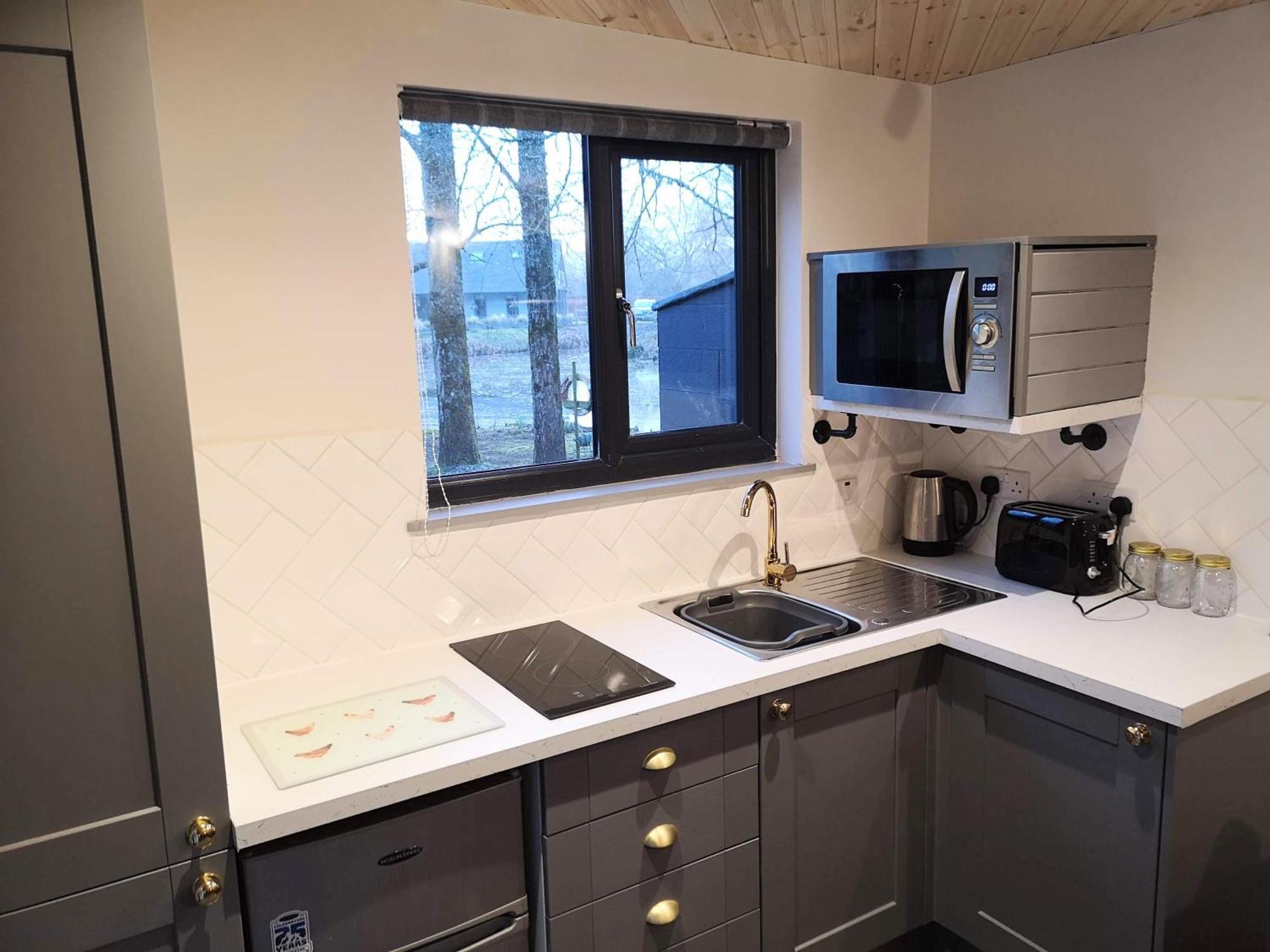 Apartment Arc Pod-hottub-huntersmoon-warminster-bath