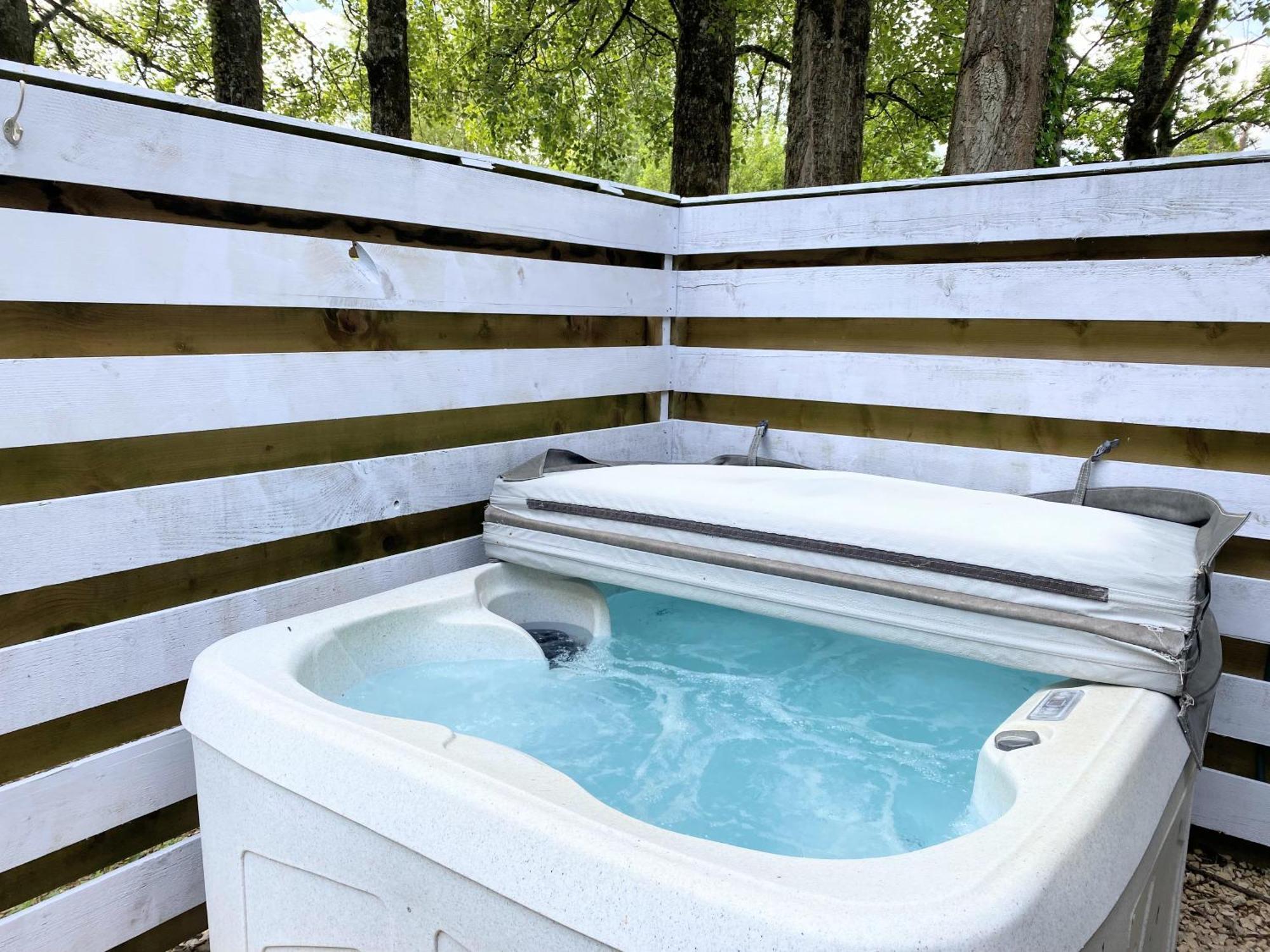 Arc Pod-hottub-huntersmoon-warminster-bath * Warminster